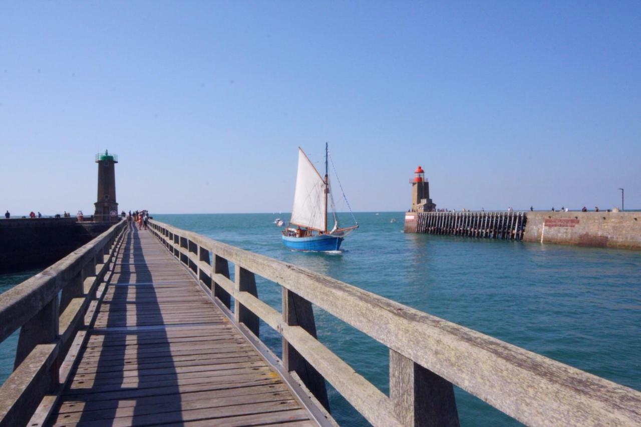 " Le Cardinal " Fecamp Bord De Mer Exterior foto